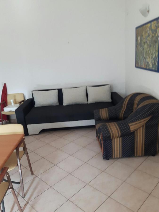 ホテル House Vida Goraleks Baška Voda エクステリア 写真