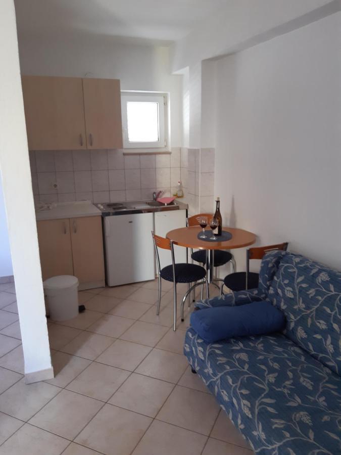 ホテル House Vida Goraleks Baška Voda エクステリア 写真