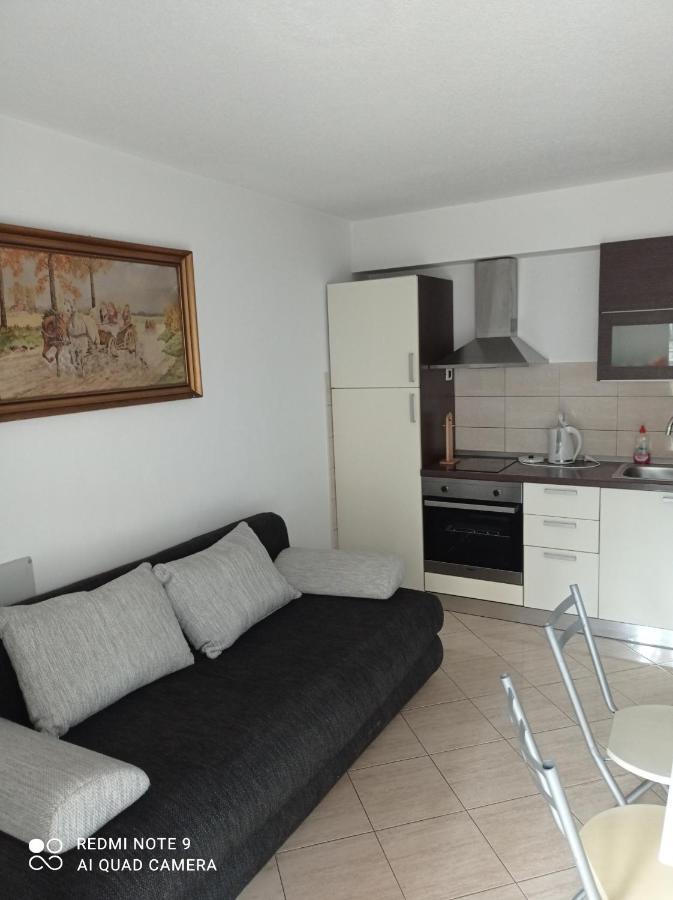 ホテル House Vida Goraleks Baška Voda エクステリア 写真